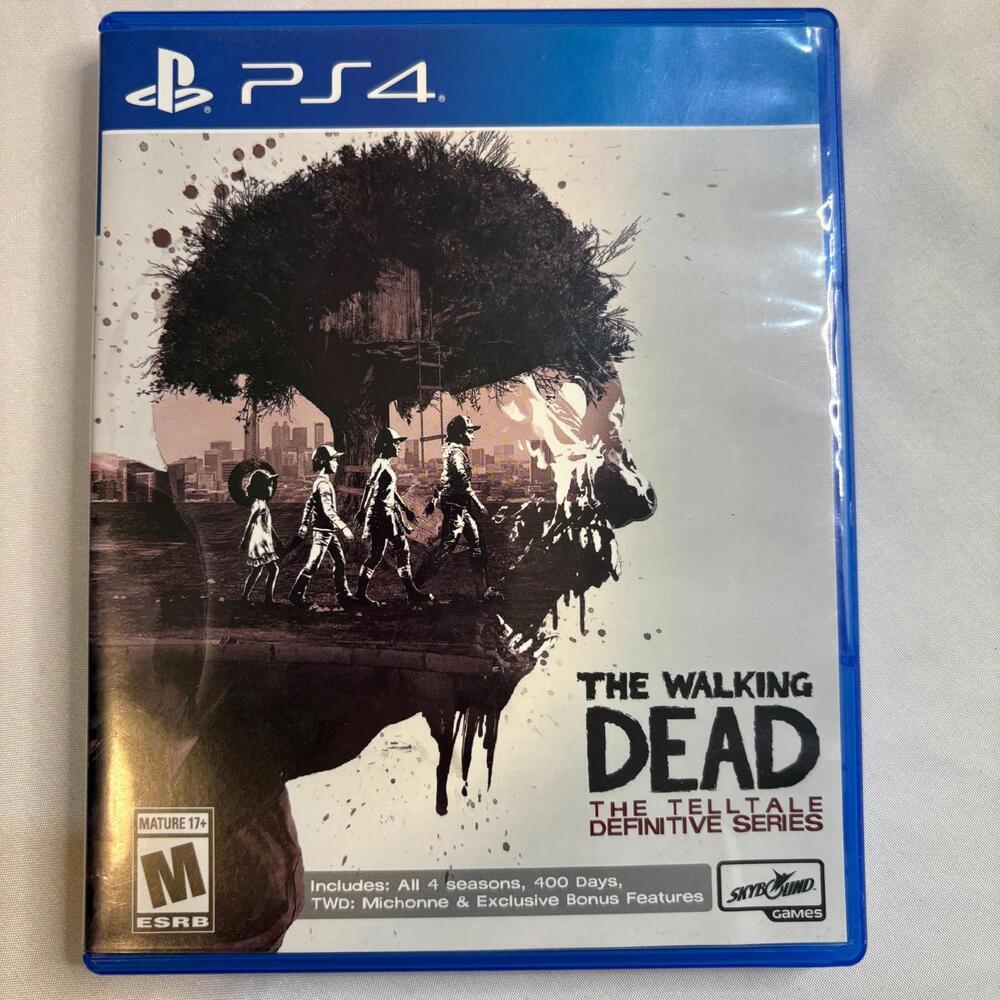 The Walking Dead: The Telltale Definitive Series (PlayStation 4, 2019) Game